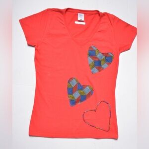 Vibrant Red Heart Patterned Women's Tee
